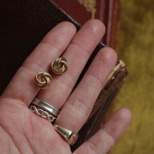 1980-90's 10k Gold Love Knot Earrings